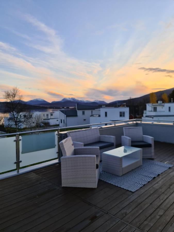 Great Villa With Amazing View ทรอมโซ ภายนอก รูปภาพ